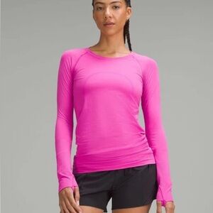 Lululemon pink swiftly
